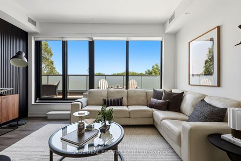 Photo 4 at 704 - 840 St Clair Avenue W, Oakwood Village, Toronto