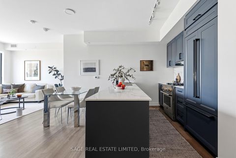 Photo 8 at 704 - 840 St Clair Avenue W, Oakwood Village, Toronto