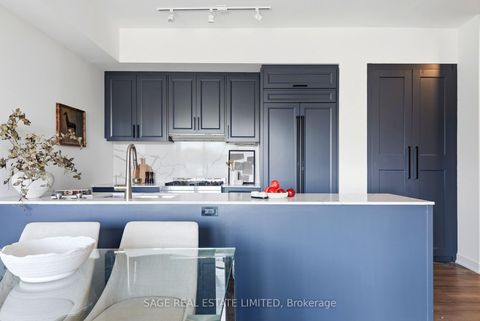 Photo 9 at 704 - 840 St Clair Avenue W, Oakwood Village, Toronto
