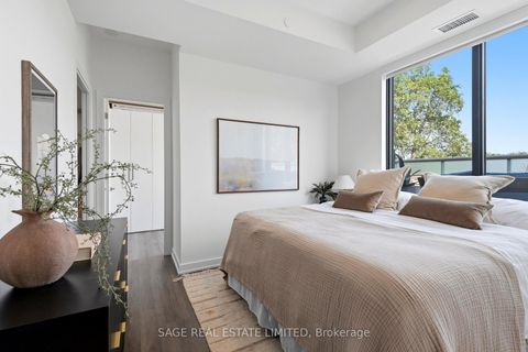 Photo 12 at 704 - 840 St Clair Avenue W, Oakwood Village, Toronto