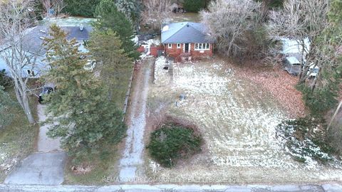 Photo 1 at 79 Muirhead Crescent, Rural Richmond Hill, Richmond Hill