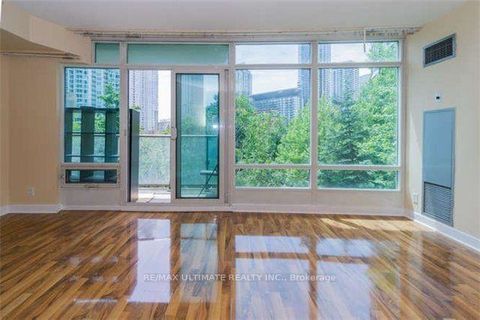 Photo 3 at 326 - 361 Front Street W, Waterfront Communities C1, Toronto