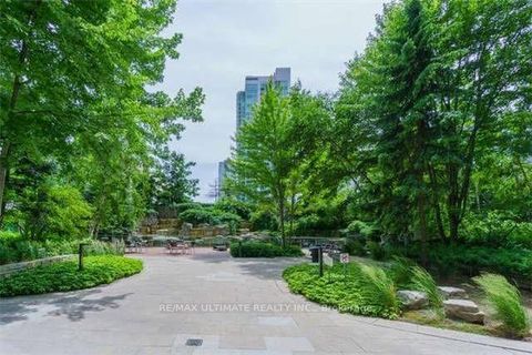 Photo 16 at 326 - 361 Front Street W, Waterfront Communities C1, Toronto