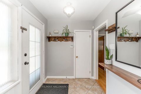 Photo 4 at 23 Downsview Drive, Codrington, Barrie