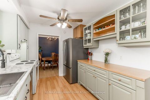 Photo 14 at 23 Downsview Drive, Codrington, Barrie
