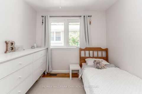 Photo 21 at 23 Downsview Drive, Codrington, Barrie