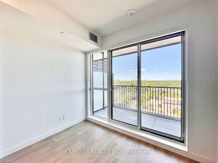 Photo 3 at 1008 - 68 Esther Shiner Boulevard, Bayview Village, Toronto
