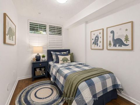 Photo 10 at 65 - 397 Beechgrove Drive, West Hill, Toronto