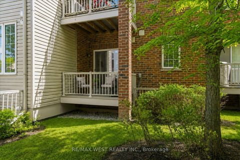 Photo 11 at 65 - 397 Beechgrove Drive, West Hill, Toronto