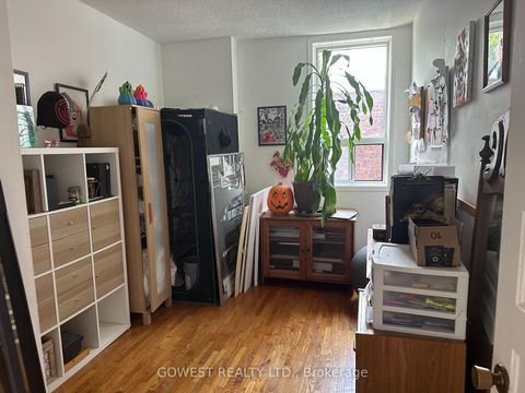 Photo 11 at 30 Grenadier Road, Roncesvalles, Toronto