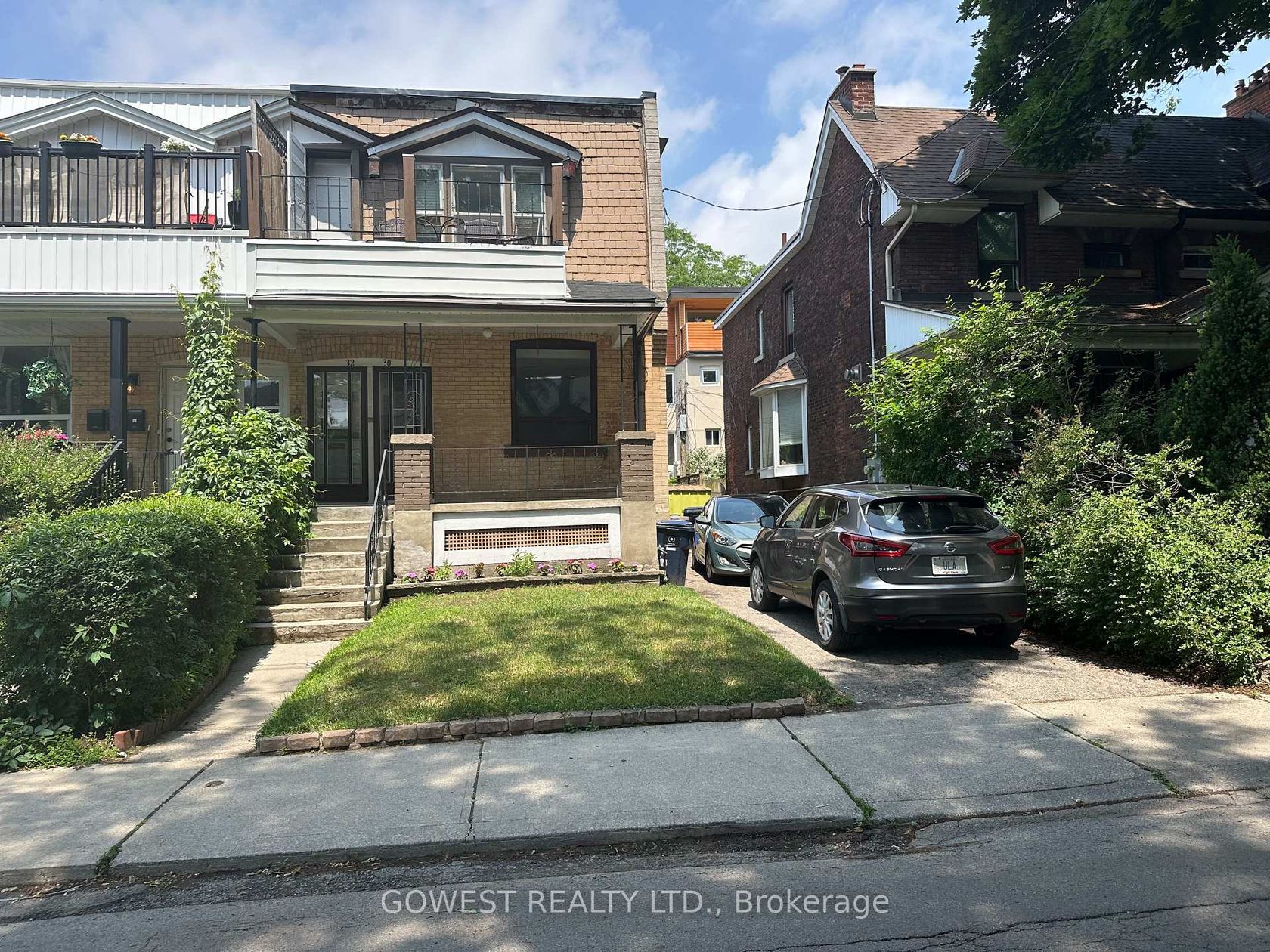 30 Grenadier Road, Roncesvalles, Toronto by Loree Meneguzzi Real Estate 30 Grenadier Road, Roncesvalles, Toronto