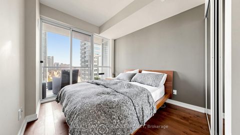 Photo 7 at 1705 - 20 Bruyeres Mews, Niagara, Toronto