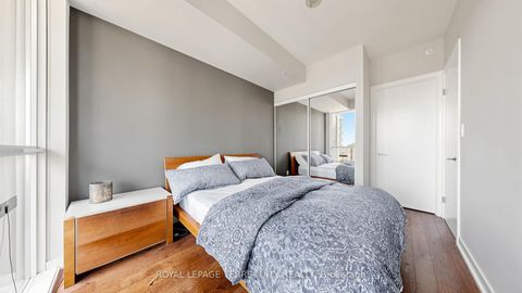 Photo 8 at 1705 - 20 Bruyeres Mews, Niagara, Toronto