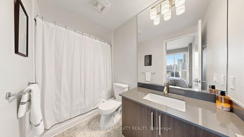 Photo 10 at 1705 - 20 Bruyeres Mews, Niagara, Toronto