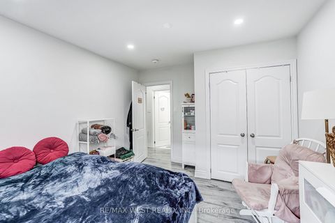 Photo 14 at 19 Archway Crescent, Humbermede, Toronto