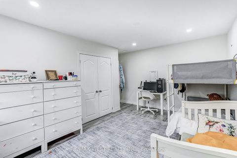 Photo 18 at 19 Archway Crescent, Humbermede, Toronto