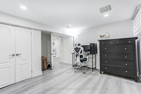 Photo 37 at 19 Archway Crescent, Humbermede, Toronto