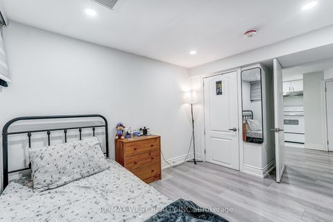 Photo 39 at 19 Archway Crescent, Humbermede, Toronto
