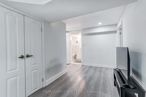 Photo 41 at 19 Archway Crescent, Humbermede, Toronto