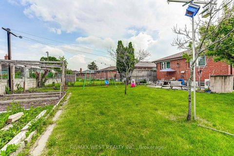 Photo 49 at 19 Archway Crescent, Humbermede, Toronto