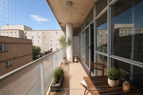 Photo 8 at 403 - 1375 Dupont Street, Junction, Toronto