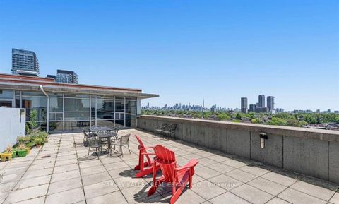 Photo 11 at 403 - 1375 Dupont Street, Junction, Toronto