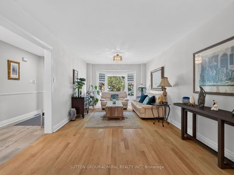 Photo 5 at 99 Dundurn Crescent, Uplands, Vaughan