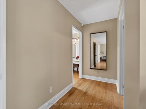 Photo 27 at 99 Dundurn Crescent, Uplands, Vaughan