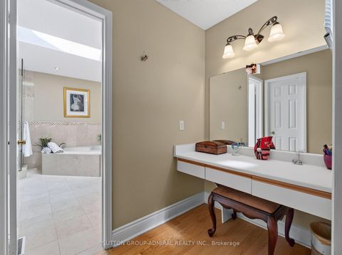 Photo 28 at 99 Dundurn Crescent, Uplands, Vaughan