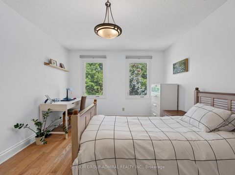 Photo 35 at 99 Dundurn Crescent, Uplands, Vaughan