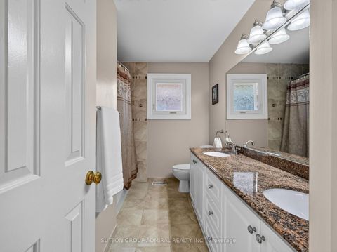 Photo 36 at 99 Dundurn Crescent, Uplands, Vaughan