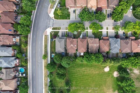 Photo 46 at 99 Dundurn Crescent, Uplands, Vaughan