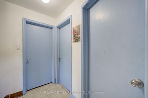 Photo 13 at 39 Kilmarnock Avenue, Birchmount, Toronto