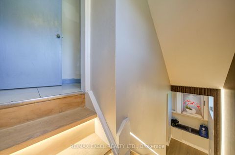 Photo 25 at 39 Kilmarnock Avenue, Birchmount, Toronto