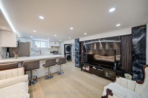 Photo 35 at 39 Kilmarnock Avenue, Birchmount, Toronto