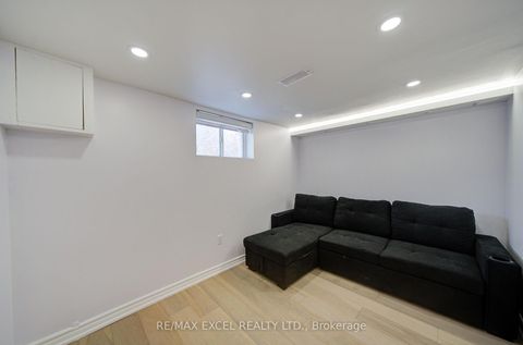 Photo 37 at 39 Kilmarnock Avenue, Birchmount, Toronto