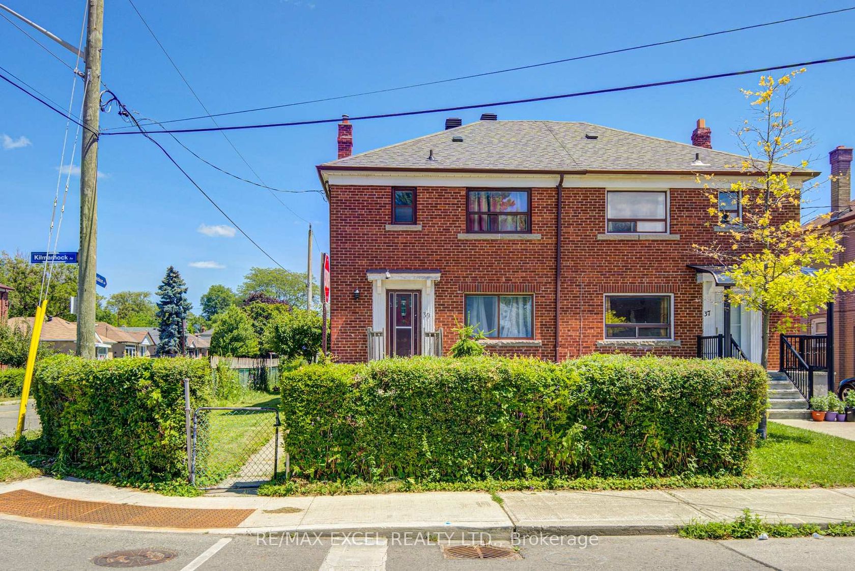 39 Kilmarnock Avenue, Birchmount, Toronto photo 3