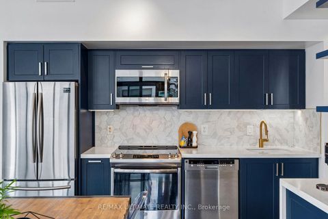 Photo 14 at 905 - 33 Charles Street E, Yonge Corridor, Toronto