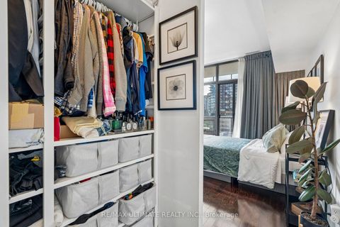 Photo 25 at 905 - 33 Charles Street E, Yonge Corridor, Toronto