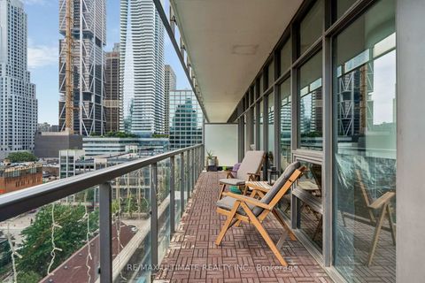 Photo 32 at 905 - 33 Charles Street E, Yonge Corridor, Toronto