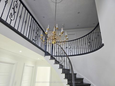 Photo 9 at 99 Benjamin Drive, East Woodbridge, Vaughan