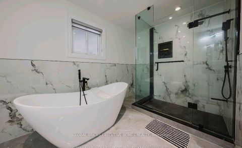 Photo 20 at 99 Benjamin Drive, East Woodbridge, Vaughan