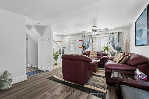 Photo 5 at 28 Machell Avenue, Aurora Village, Aurora