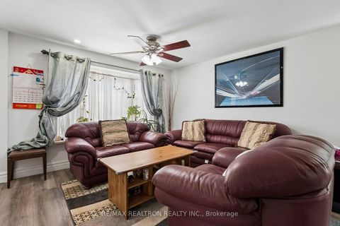 Photo 6 at 28 Machell Avenue, Aurora Village, Aurora