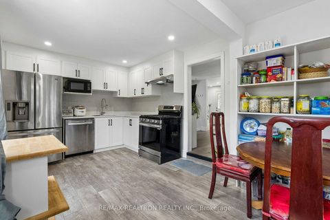 Photo 14 at 28 Machell Avenue, Aurora Village, Aurora
