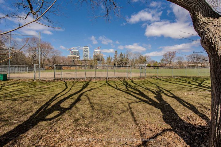 Photo 30 at 2121 Prospect Street, Brant, Burlington
