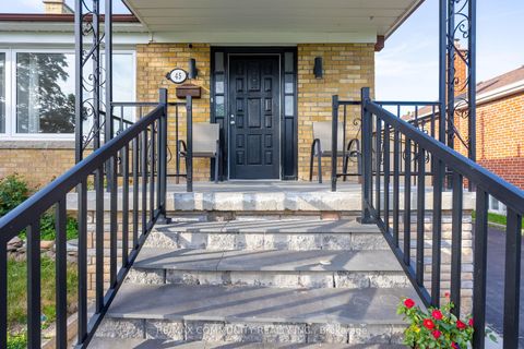 Photo 5 at 45 Barrymore Road, Bendale, Toronto