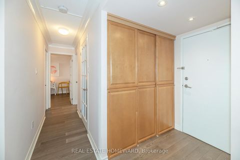 Photo 2 at 615 - 77 Maitland Place, South St. James Town, Toronto
