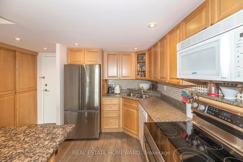 Photo 5 at 615 - 77 Maitland Place, South St. James Town, Toronto