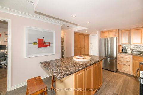Photo 6 at 615 - 77 Maitland Place, South St. James Town, Toronto